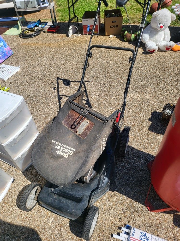 Craftsman Lawn Mower (Self Propelled)