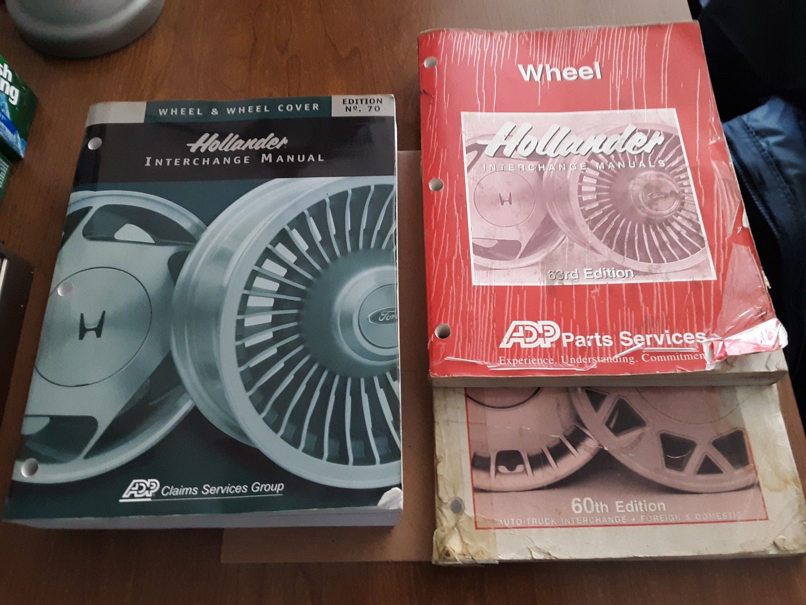Hollander wheel and hubcap manuals