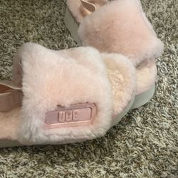 Pink Ugg slippers shoes 