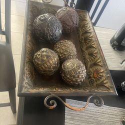 Coffe Table Center Pice Tray With Balls