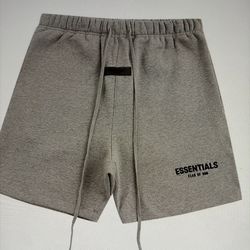 Essential Shorts 
