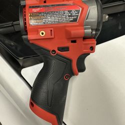 New Milwaukee 3/8” stubby impact wrench 550 ft lb