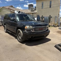 2004 GMC Denali Part Out