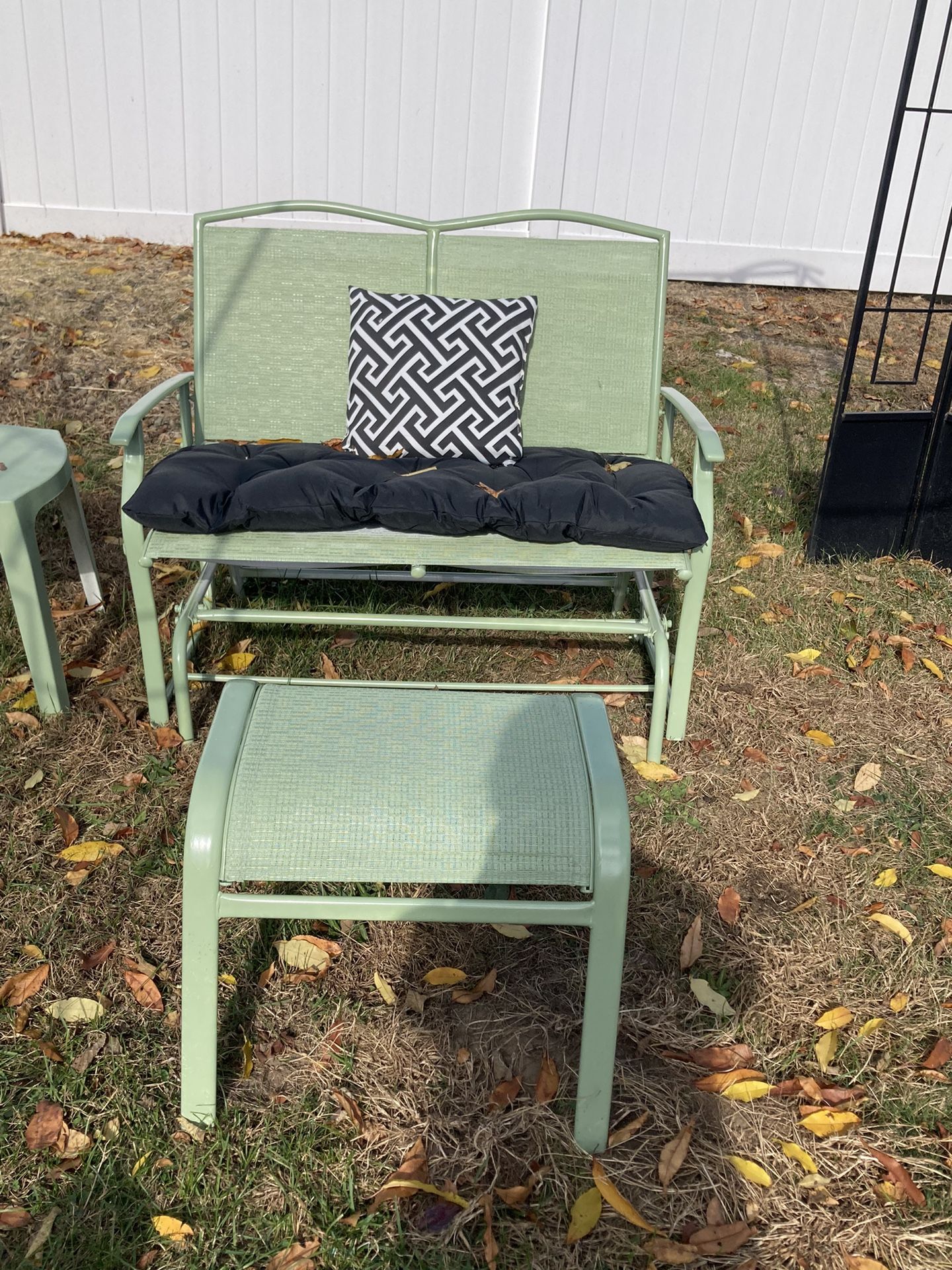 Loveseat glider And Foot rest