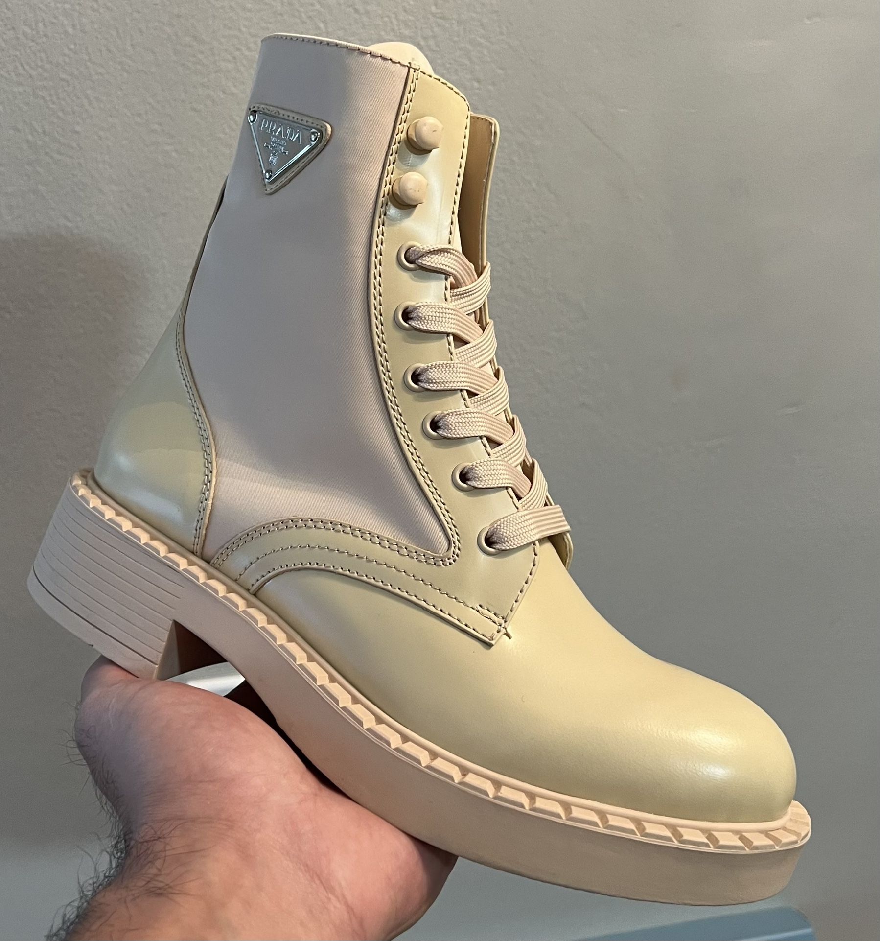 Women Combat Boots Size 39