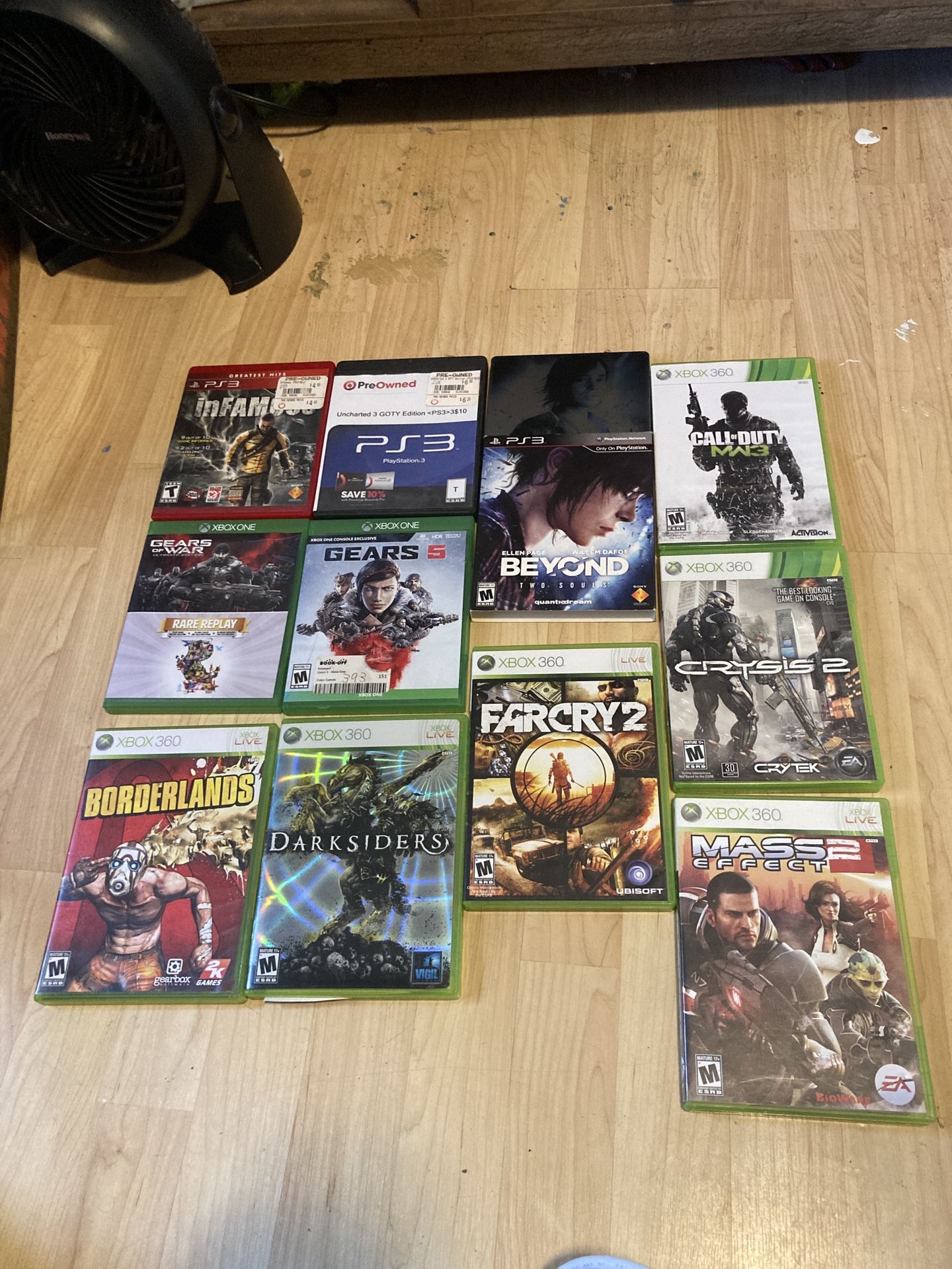 Xbox one Xbox 360 ps3 and Nintendo games