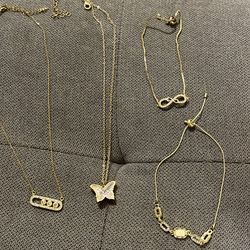 Bundle of 2 necklaces + 2 bracelets