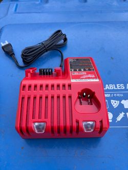 Milwaukee charger and battery