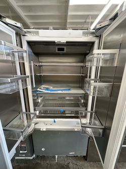 36” Thermador Built in Refrigerator Panel Ready