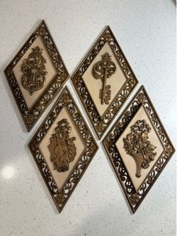 Vintage SYROCO Set of 4 Gold Wall Plaques Hollywood Regency Key Floral USA 4271