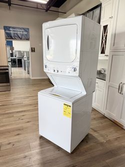 GE Spacemaker  27 Inch Electric Laundry Center