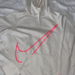 4 Youth Nike Thermafit Hoodies & 1 Nike Sweatpant