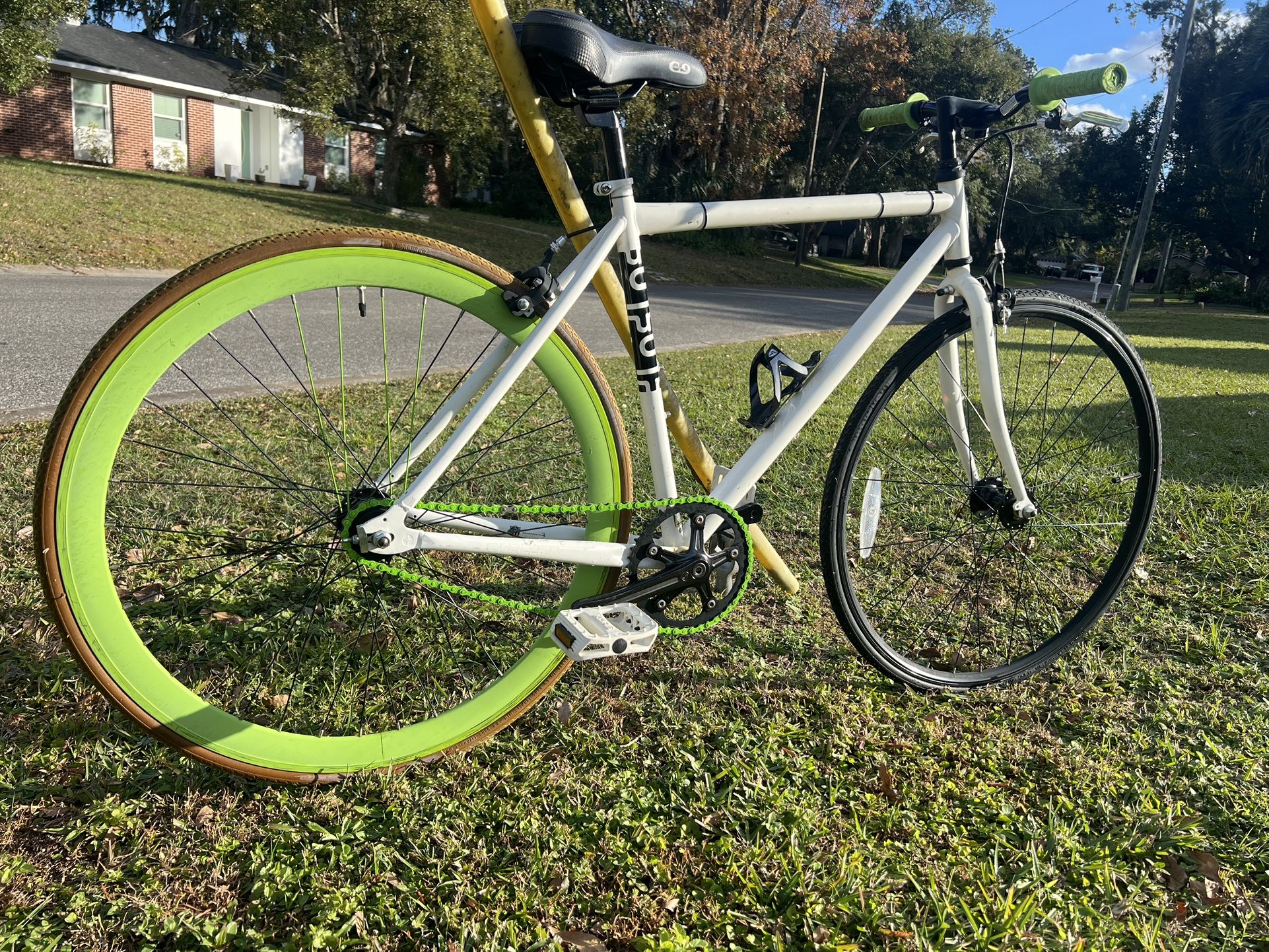 Bicycle 28 Inch For Sale