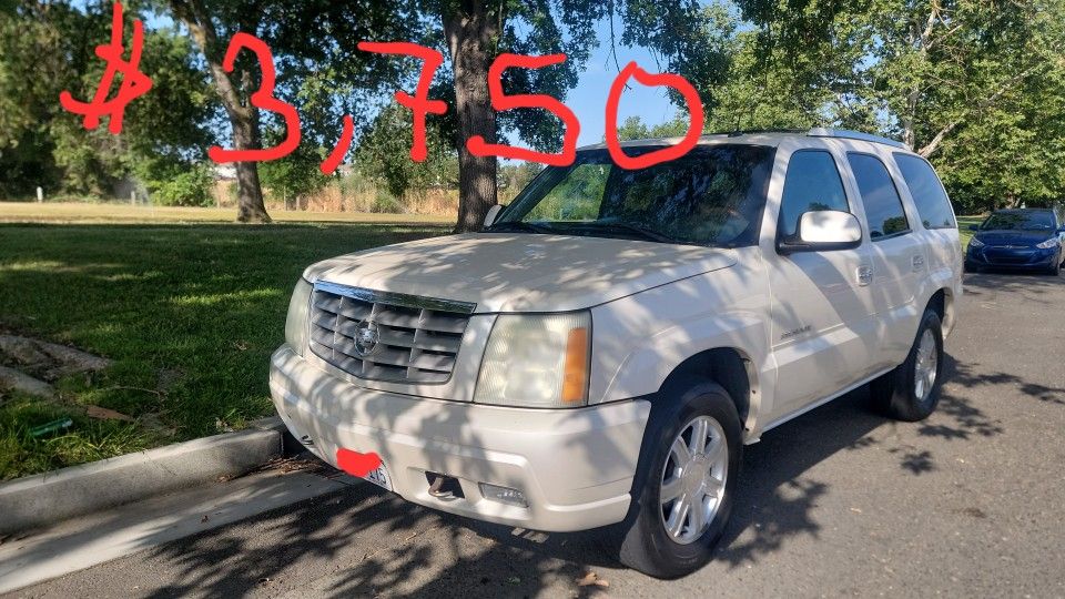 2002 Cadillac Escalade