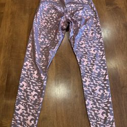 Woman’s boutique, leopard print leggings, size small shipping available