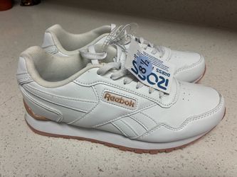 Woman’s 8.5