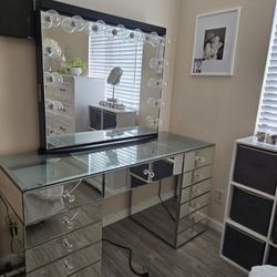Vanity            $$$ 150 Read Description PLEASE 