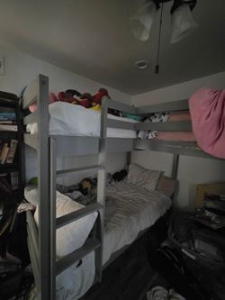 Bunk bed