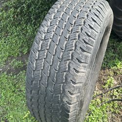 225x65x17 used tire