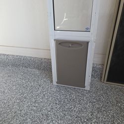 Pet Safe 1-piece sliding glass Pet door