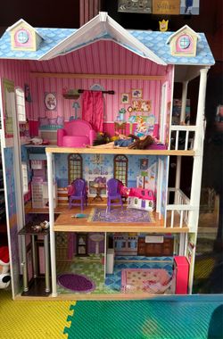 Doll house