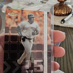 Barry Bonds 02 Topps Finest Baseball Card 