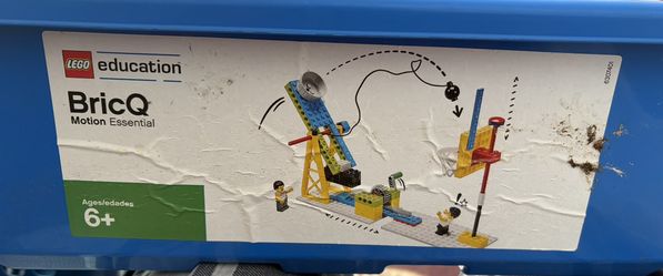 Refurbished Lego Bricq Education Kit (in Description