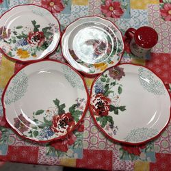 Pioneer Woman Red Floral Plates, Salad Plates And A Salt Shaker