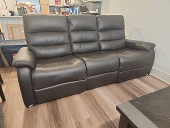 Recliner sofa