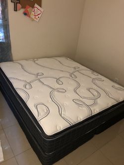 King size BeautyRest mattress