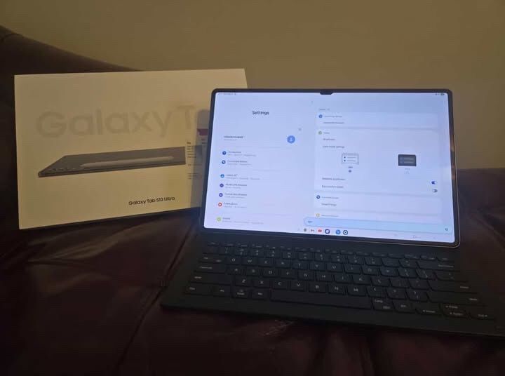 Samsung Galaxy Tab S10 Ultra 512GB Moonstone Gray WiFi / Bundled with Keyboard