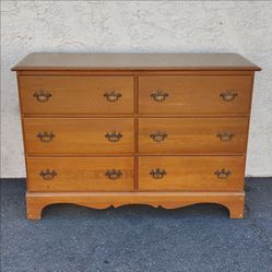 Dresser Bureau Maple Chest of 6 Drawers
