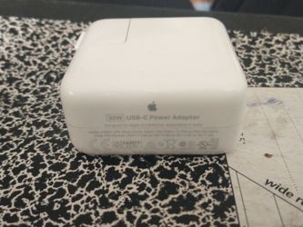 Apple 30w USB-c Power Adapter