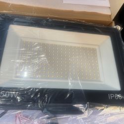 Paquete de 2 focos LED de 150 W , 16000 lm ,luces de inundación impermeables lP66 lm