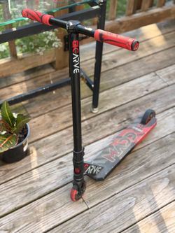 MADD GEAR CARVE PRO SCOOTER