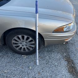 10 Foot telescoping Pole For Swimming Pool Skimmer.