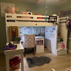 Rooms To Go Ivy League Bunk Bed Set - White/2 mattresses included