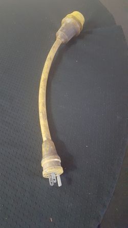 110 to 30 amp adapter