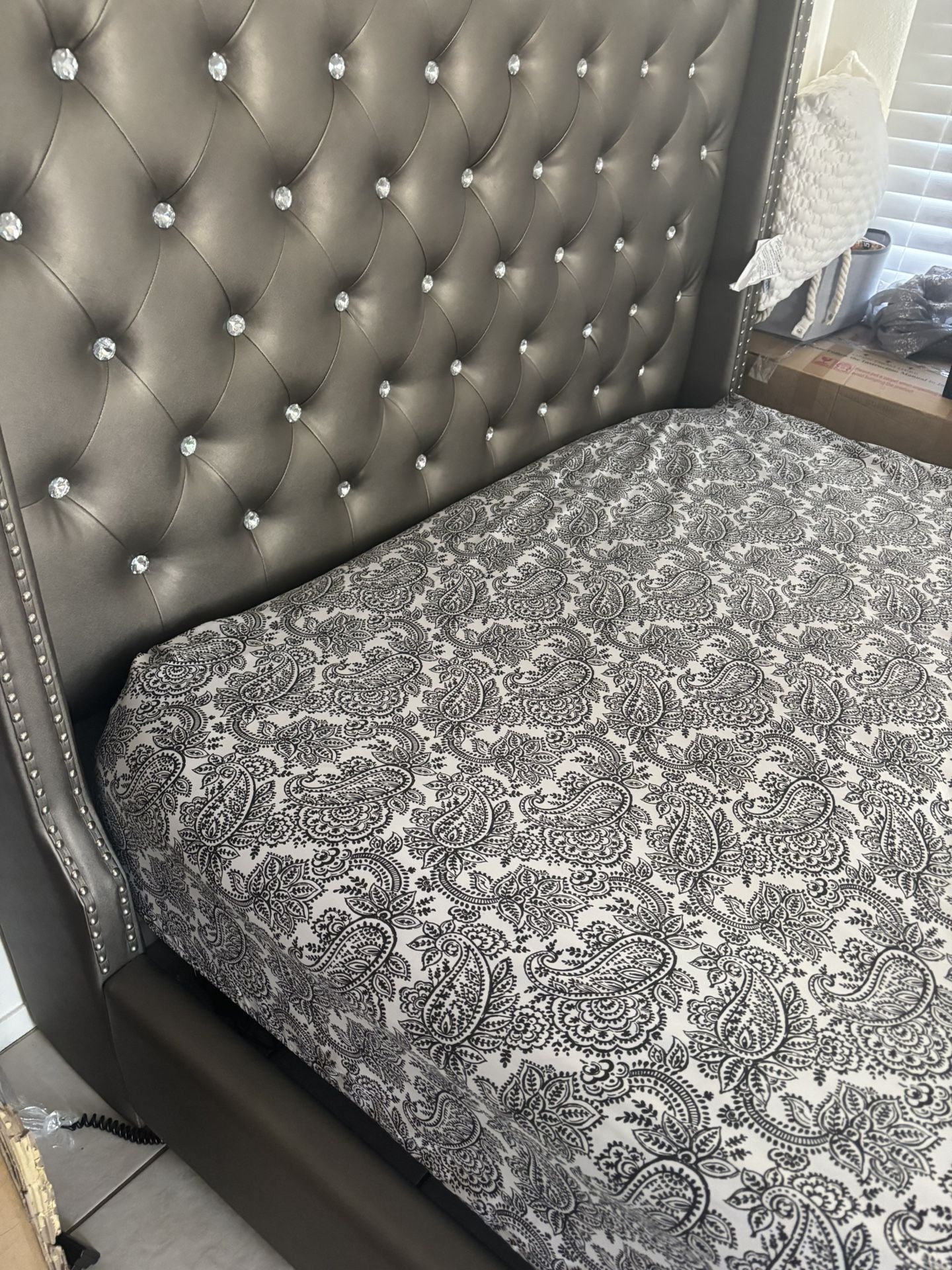 Bed frame with 7 Drawer Dresser Asking For both 500 Or Best Offer