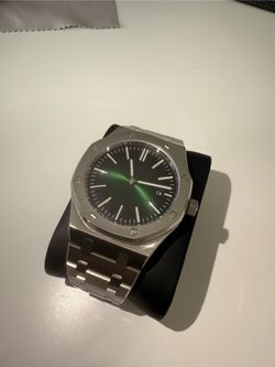 Men Luxury Watch Silver And Dark Green