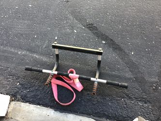 Pull Up Bar