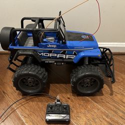 New Bright R/C Motor Sport Jeep Wrangler, 1:24, Full Function, Blue 