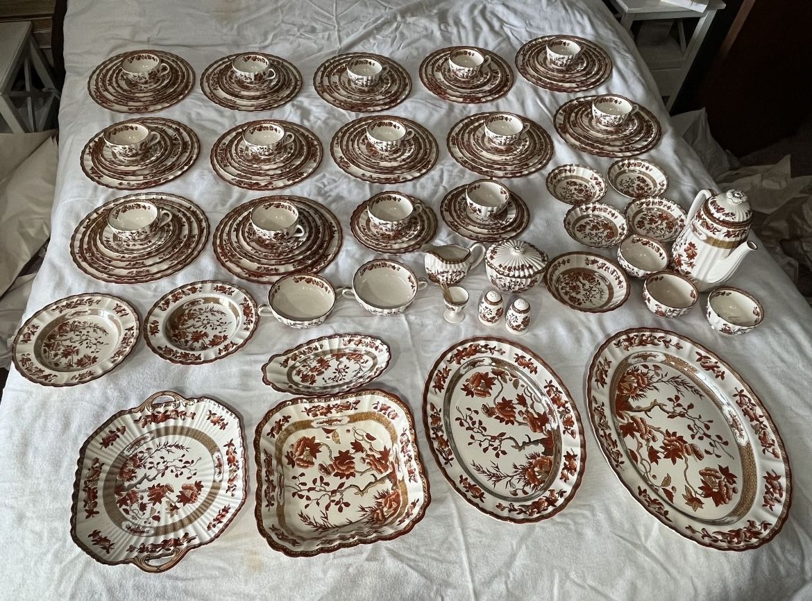 12 Place Setting Of Copeland Spode, India Tree China Plus Extra Pieces