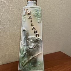 Thailand Vintage Bottle / Botella Vintage Tailandia con Elefante Decorativo