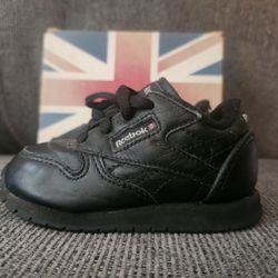 Reebok Baby Shoes - Size 5 - Brand New