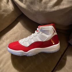 Jordan 11 Retro ‘Cherry’ 🍒 Size 11