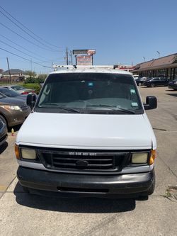 2004 Ford E-250