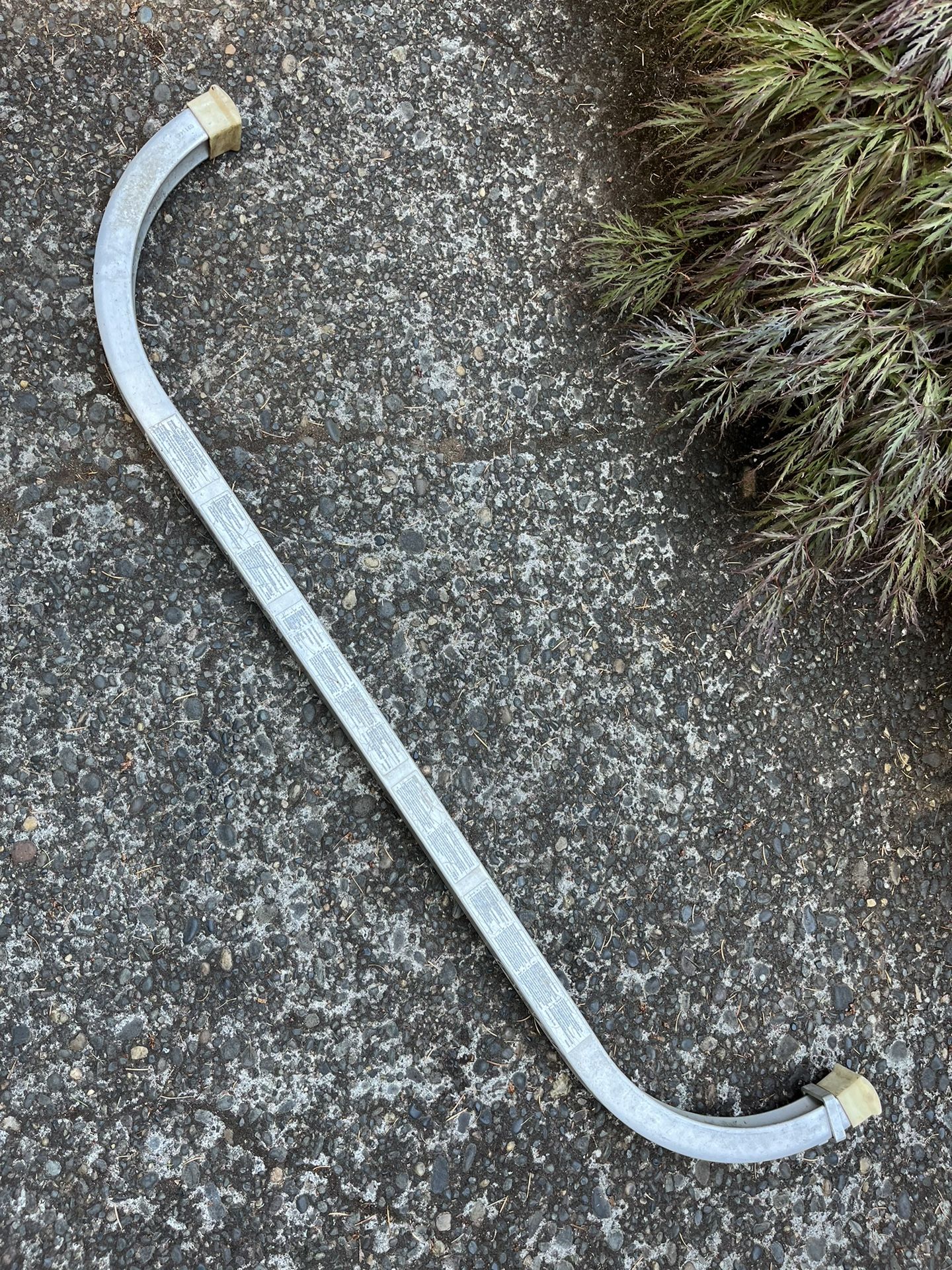Ladder stabilizer
