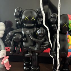 LARGE KAWS CLEAN SLATE