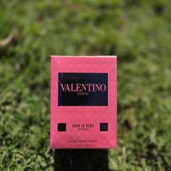 Valentino fragrance for women🎁
